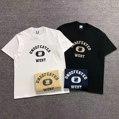 ￥85 UNDEFEATED T-SHIRT 4104223502（im 170cm 60kg i wear size L in the phot）