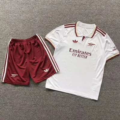 ￥68 FOOTBALL T-SHIRT SHORTS CHILD 1104241014