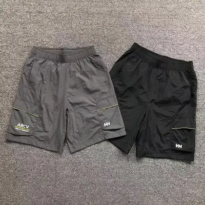 ¥98 HELLY HANSEN SHORTS 214252835(im 170cm 60kg i wear size M in the phot)