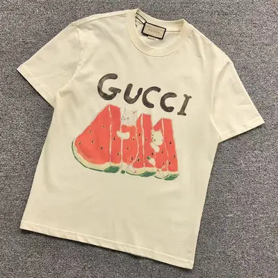 ¥85 G⭐C⭐I T-SHIRT 5042617101(im 170cm 60kg i wear size S in the phot)