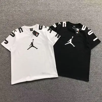 ¥75 A⭐R J⭐R⭐AN T-SHIRT 1104261357(im 170cm 60kg i wear size M in the phot)