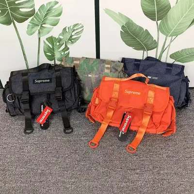 ¥78 S⭐⭐R⭐⭐E BAG 1104280966 ( 长30CM*宽7CM*19CM)