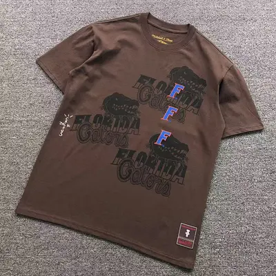¥79 TRAVIS SCOTT T-SHIRT 214301046(im 170cm 60kg i wear size M in the phot)