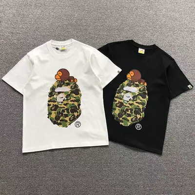 ¥85 BAPE T-SHIRT 4105030398(im 170cm 60kg i wear size S in the phot)
