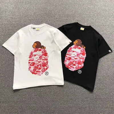 ￥85 BAPE T-SHIRT 4105030498（im 170cm 60kg i wear size S in the phot)