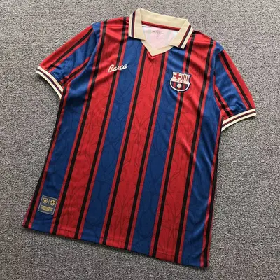 ￥75 FOOTBALL T-SHIRT 2150627002（im 170cm 60kg i wear size L in the phot）