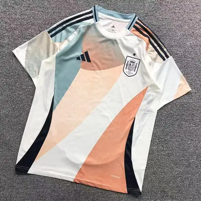 ￥75 FOOTBALL T-SHIRT 31050718002（im 170cm 60kg i wear size L in the phot）