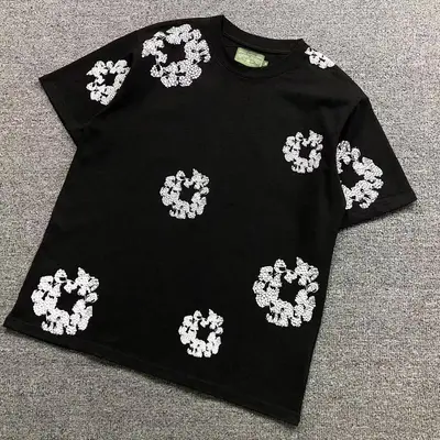 ¥85 DENIM TEARS T-SHIRT 4105074786(im 170cm 60kg i wear size M in the phot)