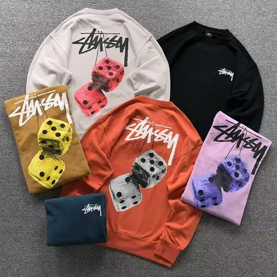 ￥178 STUSSY HOODIE 2150931001（im 170cm 60kg i wear size M in the phot）