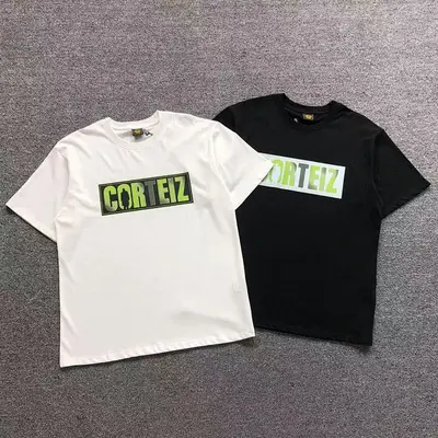 ￥95 CORTEIZ T-SHIRT 3105100617（im 170cm 60kg i wear size L in the phot）