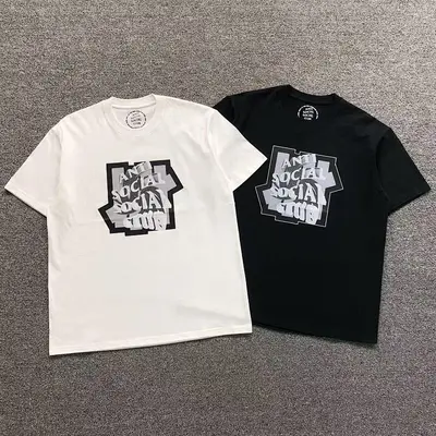 ¥85 ANTI SOCIAL SOCIAL CLUB T-SHIRT 4050130302(im 170cm 60kg i wear size L in the phot)
