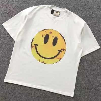 ¥115 VINTAGE T-SHIRT 4050133517(im 170cm 60kg i wear size L in the phot)