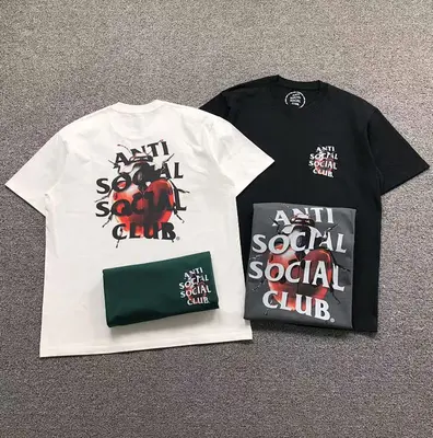¥85 ANTI SOCIAL SOCIAL CLUB T-SHIRT 4050132501(im 170cm 60kg i wear size L in the phot)
