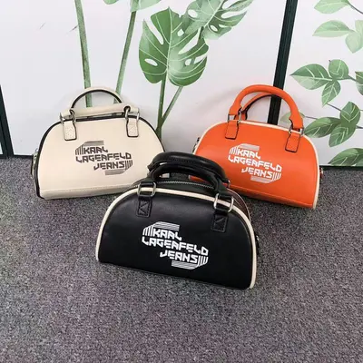 ￥125 KARL LAGERFELD BAG 4105150913( 长20CM*宽8CM*12CM)