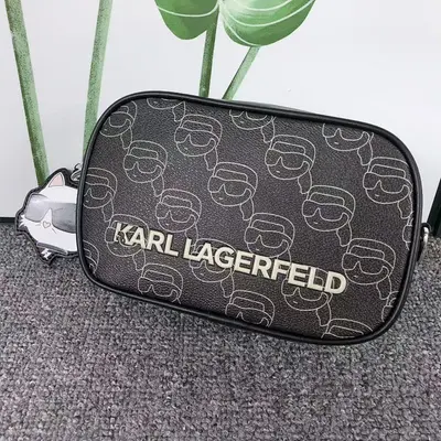 ￥125 KARL LAGERFELD BAG 3105152013( 长21CM*宽7CM*13CM)