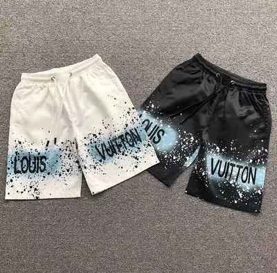 ￥95 L⭐ SHORTS 215163020（im 170cm 60kg i wear size M in the phot）