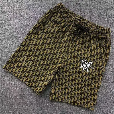 ¥108 D⭐O⭐ SHORTS 3105162220(im 170cm 60kg i wear size M in the phot)