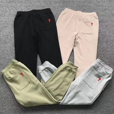 ¥168 AMI TROUSERS 4105160277(im 170cm 60kg i wear size M in the phot)