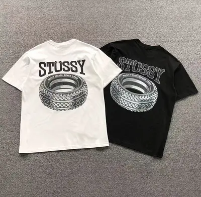 ¥78 STUSSY T-SHIRT 505174082(im 170cm 60kg i wear size M in the phot)