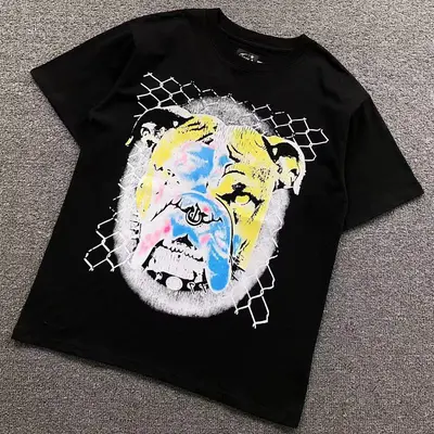 ¥85 HELLSTAR T-SHIRT 3105191296(im 170cm 60kg i wear size M in the phot)