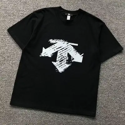 ￥98 D⭐S⭐E⭐T⭐ T-SHIRT 215224415（im 170cm 60kg i wear size L in the phot）