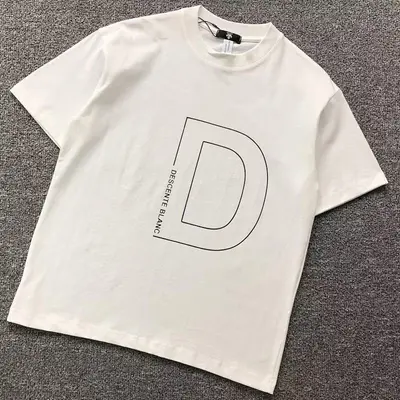 ￥98 D⭐S⭐E⭐T⭐ T-SHIRT 215223115（im 170cm 60kg i wear size M in the phot）