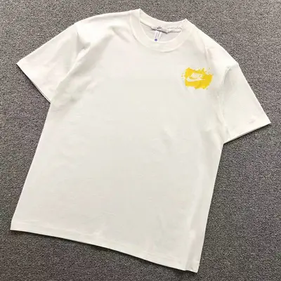 ￥98 N⭐K⭐ T-SHIRT 215222715（im 170cm 60kg i wear size L in the phot）