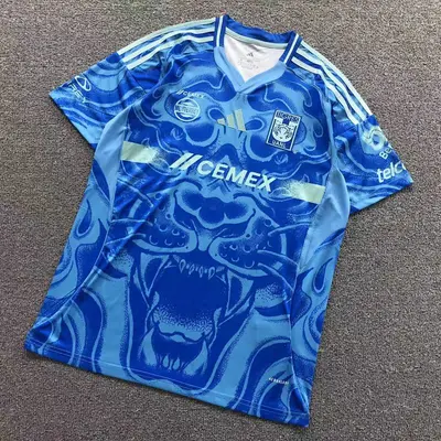 ￥75 FOOTBALL T-SHIRT 11052312002（im 170cm 60kg i wear size L in the phot）