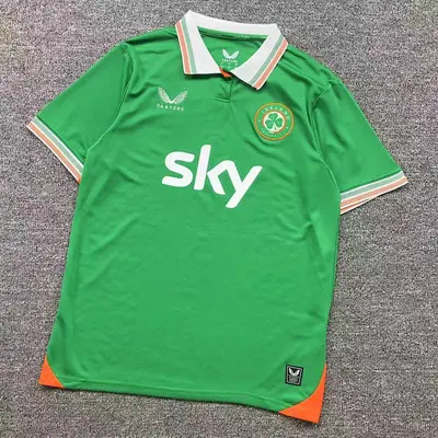 ￥75 FOOTBALL T-SHIRT 31052313002（im 170cm 60kg i wear size L in the phot）