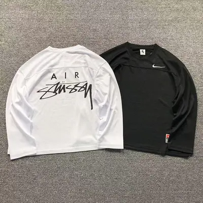 ￥125 STUSSY N⭐K⭐ LONG SLEEVED 4105241577（im 170cm 60kg i wear size M in the phot）