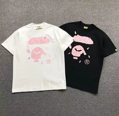 ￥108 BAPE T-SHIRT 215242011（im 170cm 60kg i wear size M in the phot）