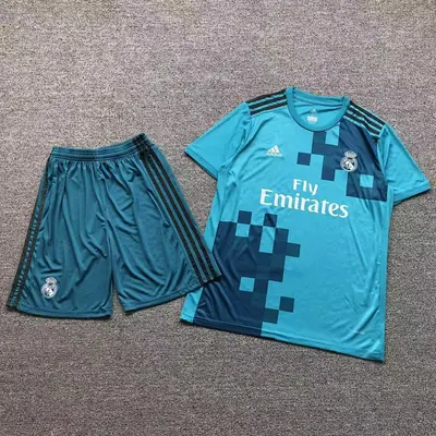 ￥98 FOOTBALL T-SHIRT SHORTS 21060245002（im 170cm 60kg i wear size L in the phot）