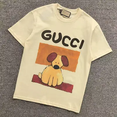¥85 G⭐C⭐I T-SHIRT 560701101(im 170cm 60kg i wear size S in the phot)
