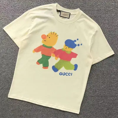 ¥85 G⭐C⭐I T-SHIRT 560602101(im 170cm 60kg i wear size S in the phot)