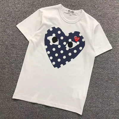 ¥95 CDG T-SHIRT 1106071621(im 170cm 60kg i wear size M in the phot)