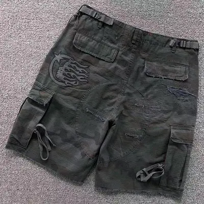 ¥419 HELLSTAR SHORTS 3106073072(im 170cm 60kg i wear size M in the phot)