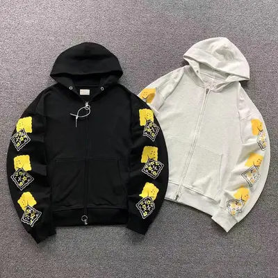 ¥228 K⭐PI⭐A⭐ HOODIE 216073472(im 170cm 60kg i wear size M in the phot)