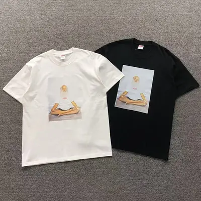 ¥78 S⭐⭐R⭐⭐E T-SHIRT 41061026123(im 170cm 60kg i wear size M in the phot)