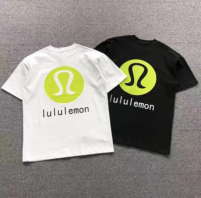 ￥98 LULULEMON T-SHIRT 2161107125（im 170cm 60kg i wear size S in the phot）