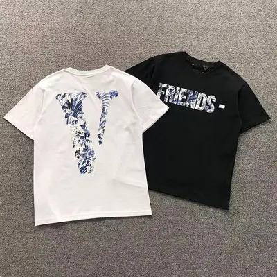 ￥68 VLONE T-SHIRT 56120791（im 170cm 60kg i wear size S in the phot）