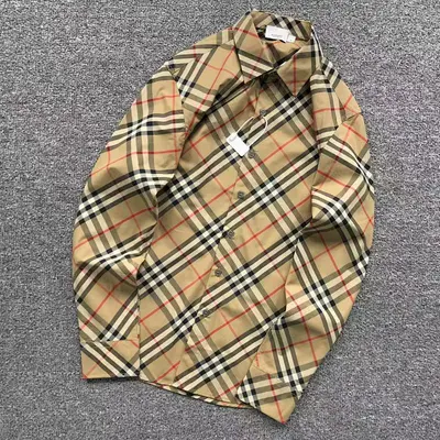 ￥188 B⭐R⭐E⭐RY SHIRT 3106120817 （im 170cm 60kg i wear size M in the phot）