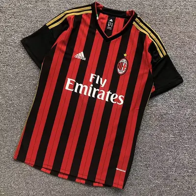 ￥88 FOOTBALL T-SHIRT 11061316002（im 170cm 60kg i wear size M in the phot）