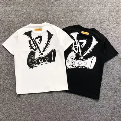 ￥108 L⭐ T-SHIRT 41061308126（im 170cm 60kg i wear size XS in the phot）