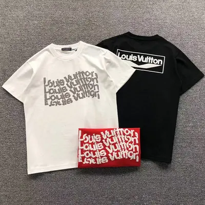 ￥108 L⭐ T-SHIRT 41061311126（im 170cm 60kg i wear size XS in the phot）