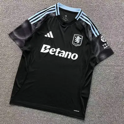 ￥78 FOOTBALL T-SHIRT 11061314002（im 170cm 60kg i wear size L in the phot）