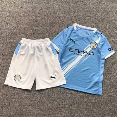 ￥75 FOOTBALL T-SHIRT SHORTS CHILD 11061309002