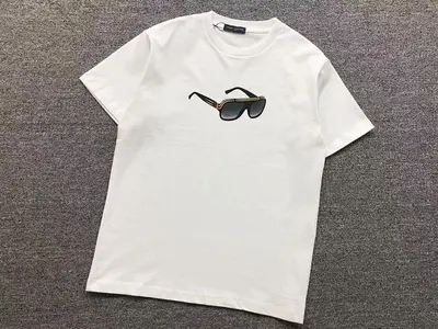 ￥108 L⭐ T-SHIRT 41061307126（im 170cm 60kg i wear size XS in the phot）