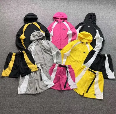 TOP ￥195 SHORTS ￥115 CORTEIZ JACKET SHORTS 56130487（im 170cm 60kg i wear size L in the phot）