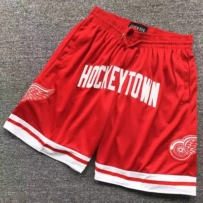 ￥95 NBA BASKETBALL SHORTS 3106163314（im 170cm 60kg i wear size L in the phot）