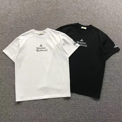 ￥128 VIVIENNE WESTWOOD T-SHIRT 3106200421（im 170cm 60kg i wear size M in the phot）